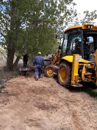 Imagen Imágenes de la obra de la reguera de los huertos soterrada en Aldealengua de Santa María